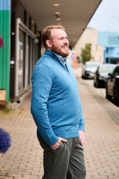 Tray LS Knit Merino Half Zip - True Navy