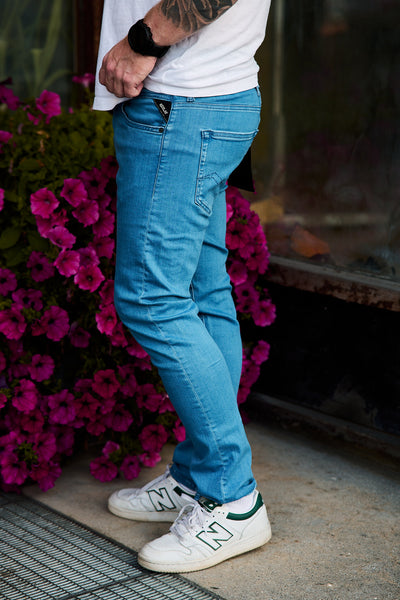 Grover - Straight Fit Hyperflex - Clear Blue