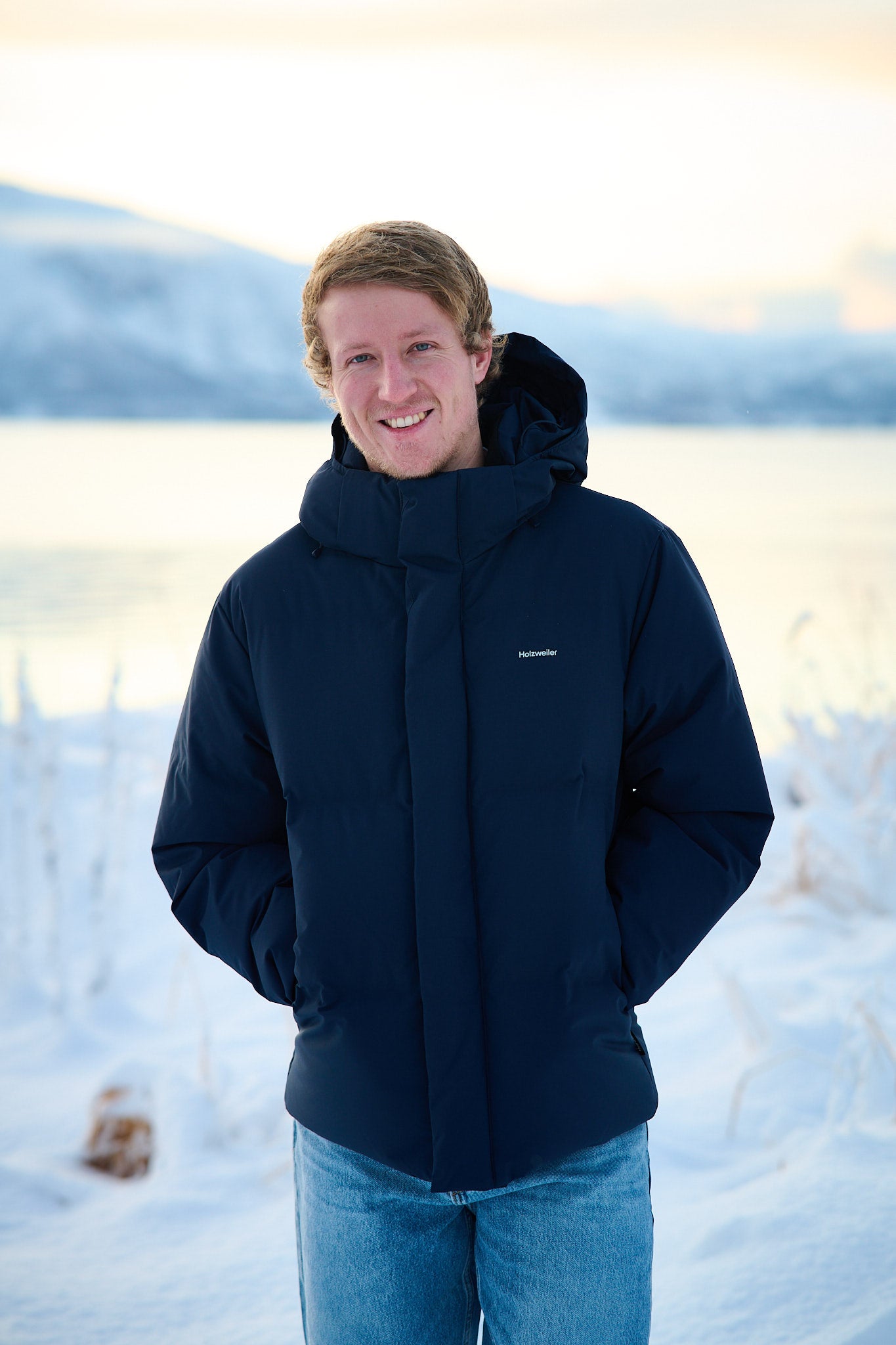 Dovre Lt Down Jacket - Dk Navy