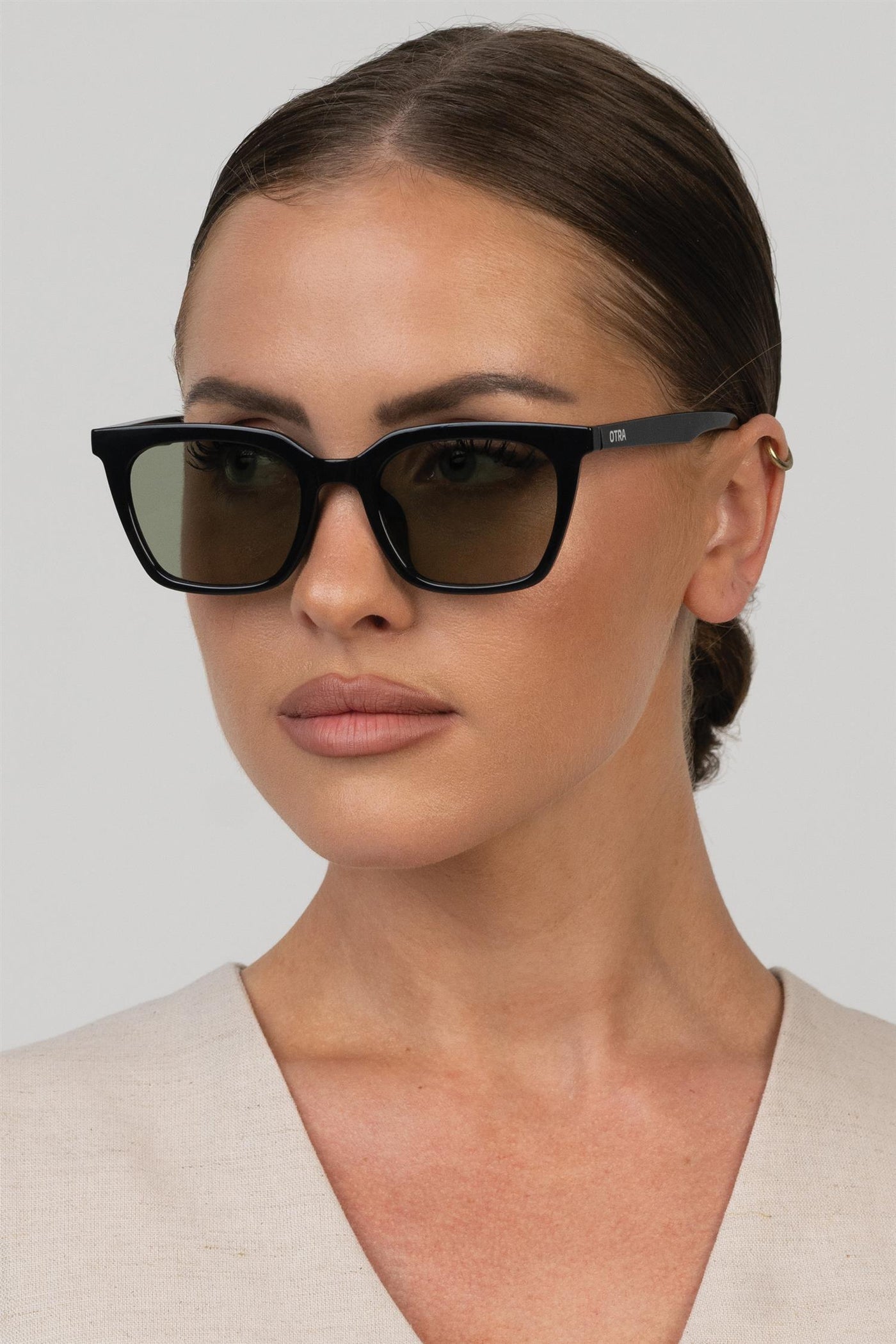 Bree Black/Olive