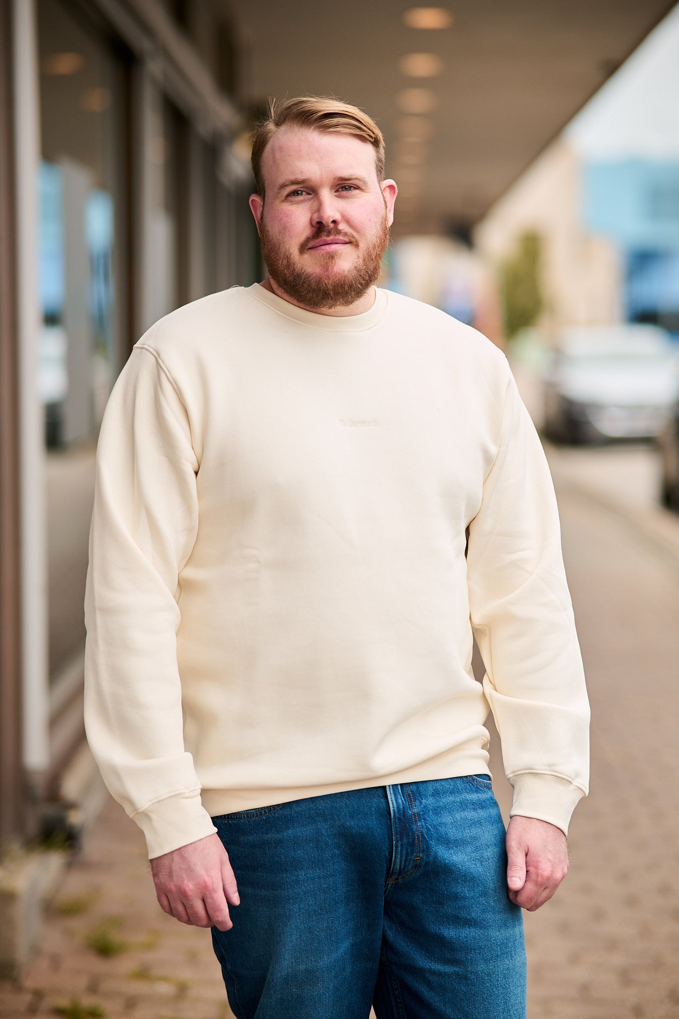 Hankie Logo Crew Neck Sweat - Egret