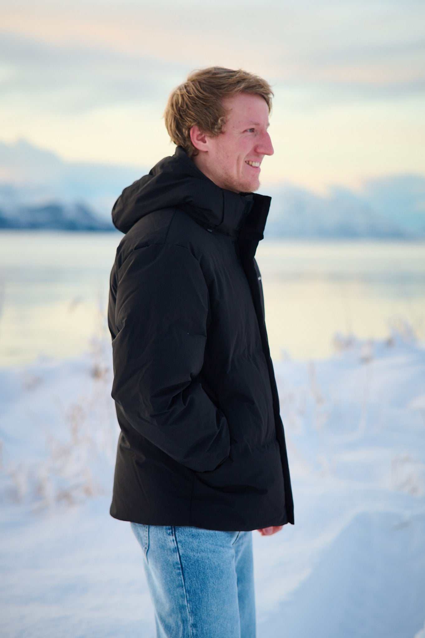 Dovre Lt Down Jacket - Black