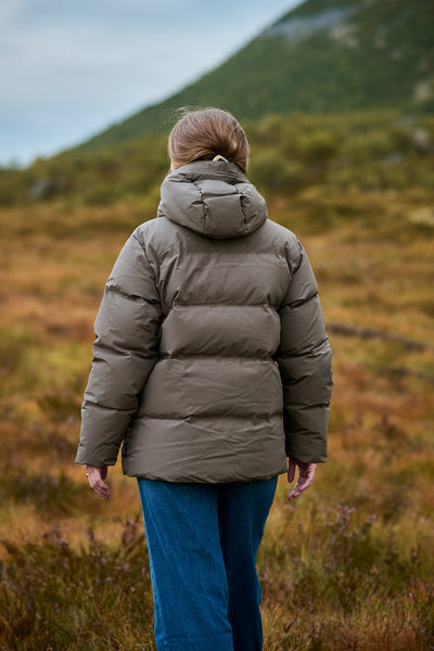 Besseggen Down Jacket - Taupe