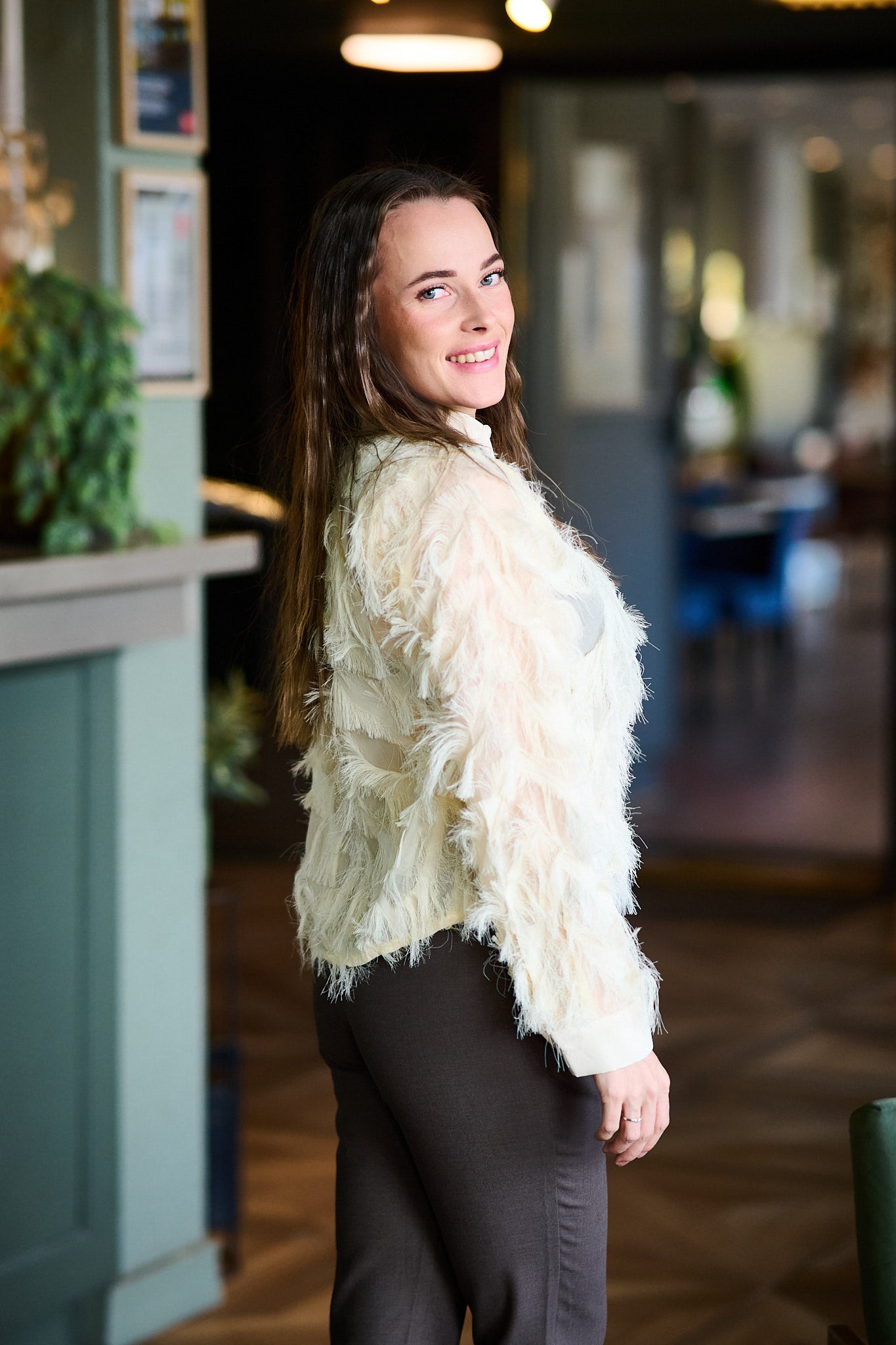 Myline LS Fluffy Cropped Shirt - Angora