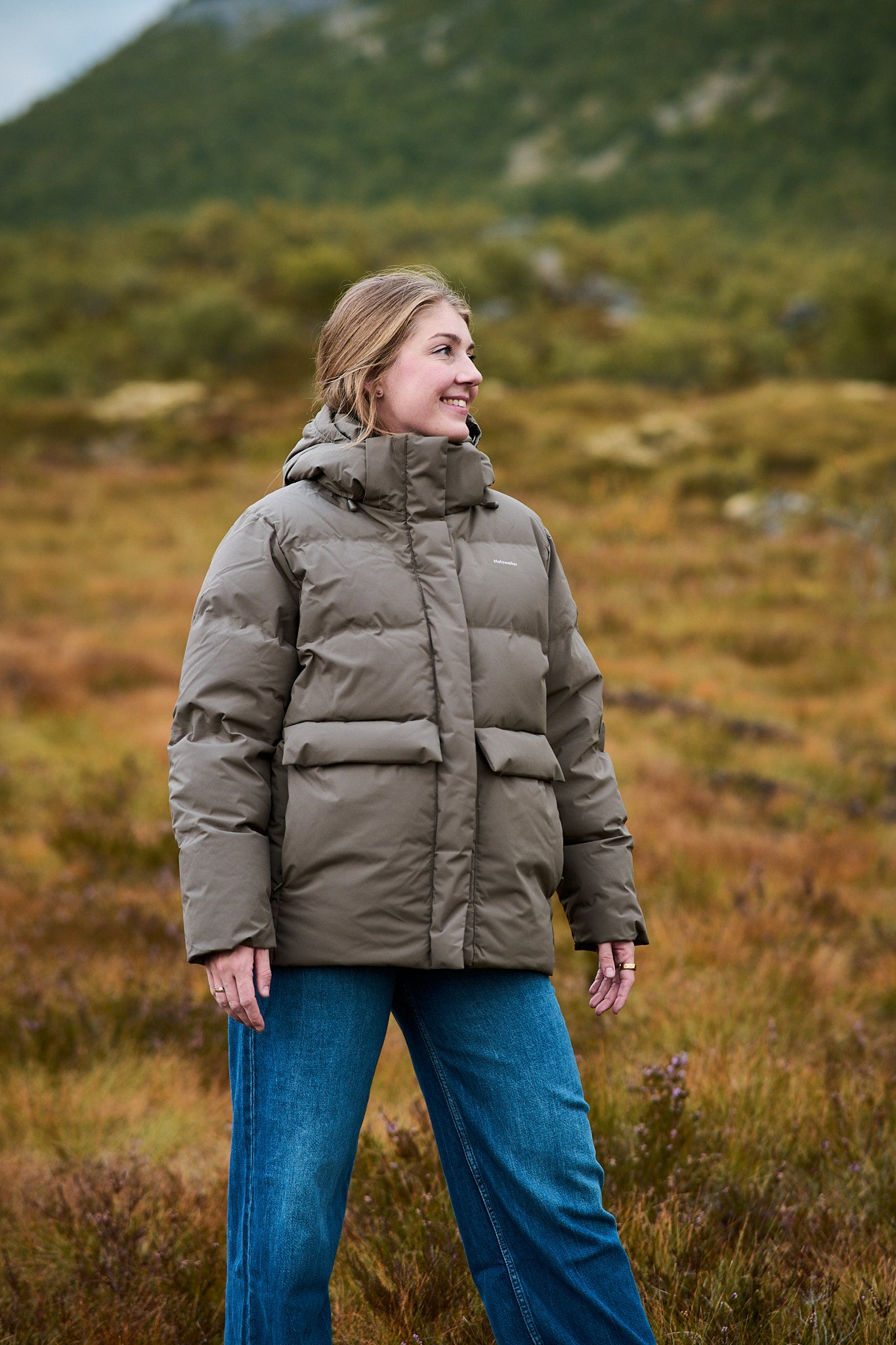 Besseggen Down Jacket - Taupe