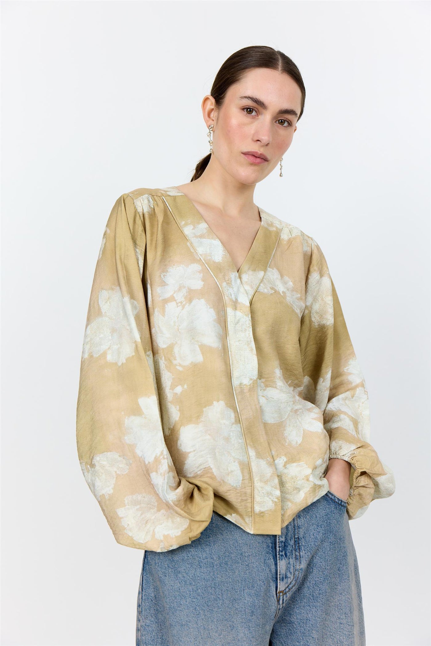 Nikki 1 - Beige