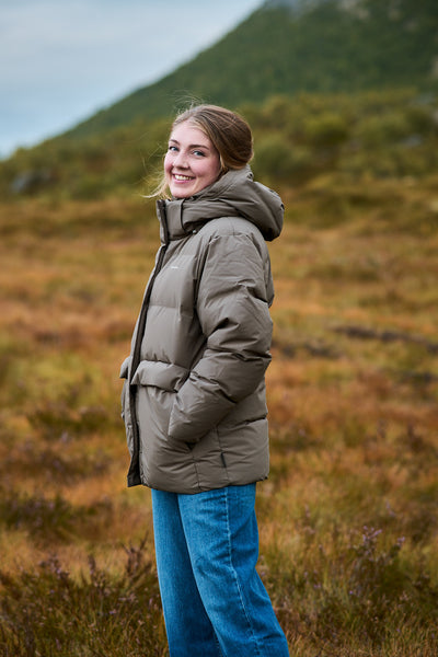 Besseggen Down Jacket - Taupe