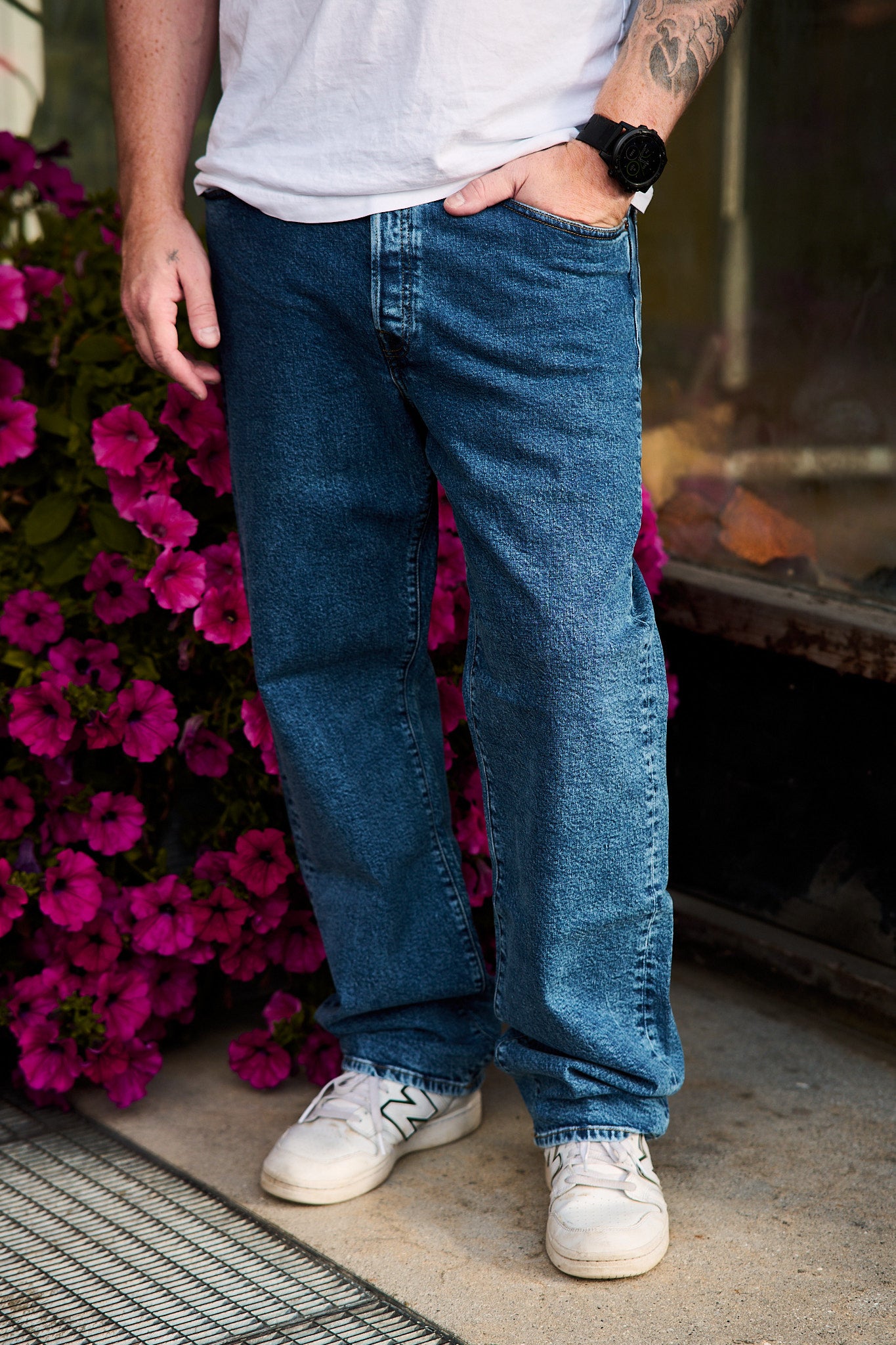 M9Z1 Straight Fit Jeans - Mid Blue Indigo