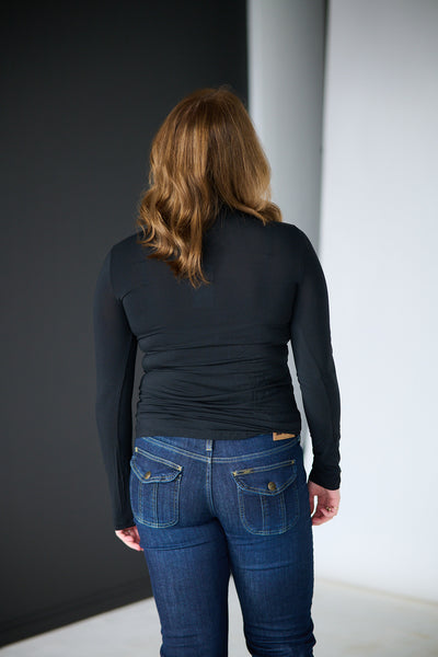 Perfect Line Turtle LS - Black
