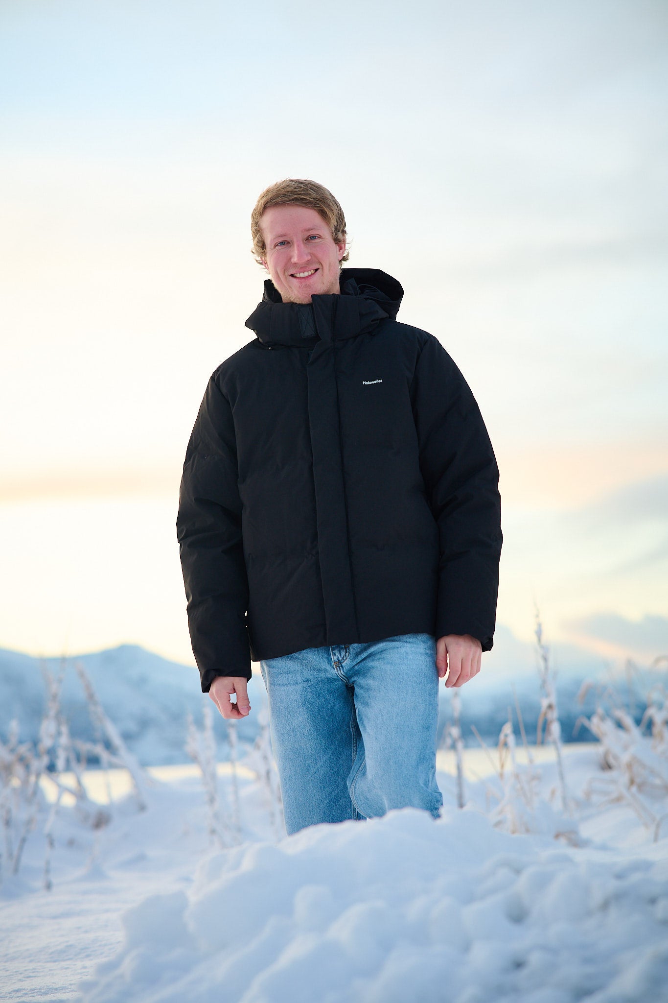 Dovre Lt Down Jacket - Black