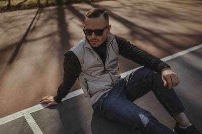 The Light Vest - Concrete Beige