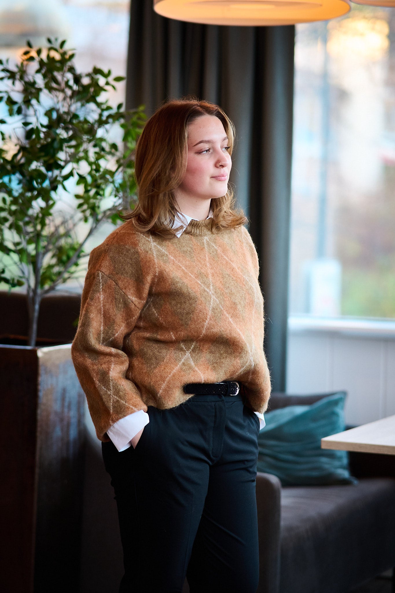 Lulu Brushed LS Argyle Knit O-Neck - Golden Brown