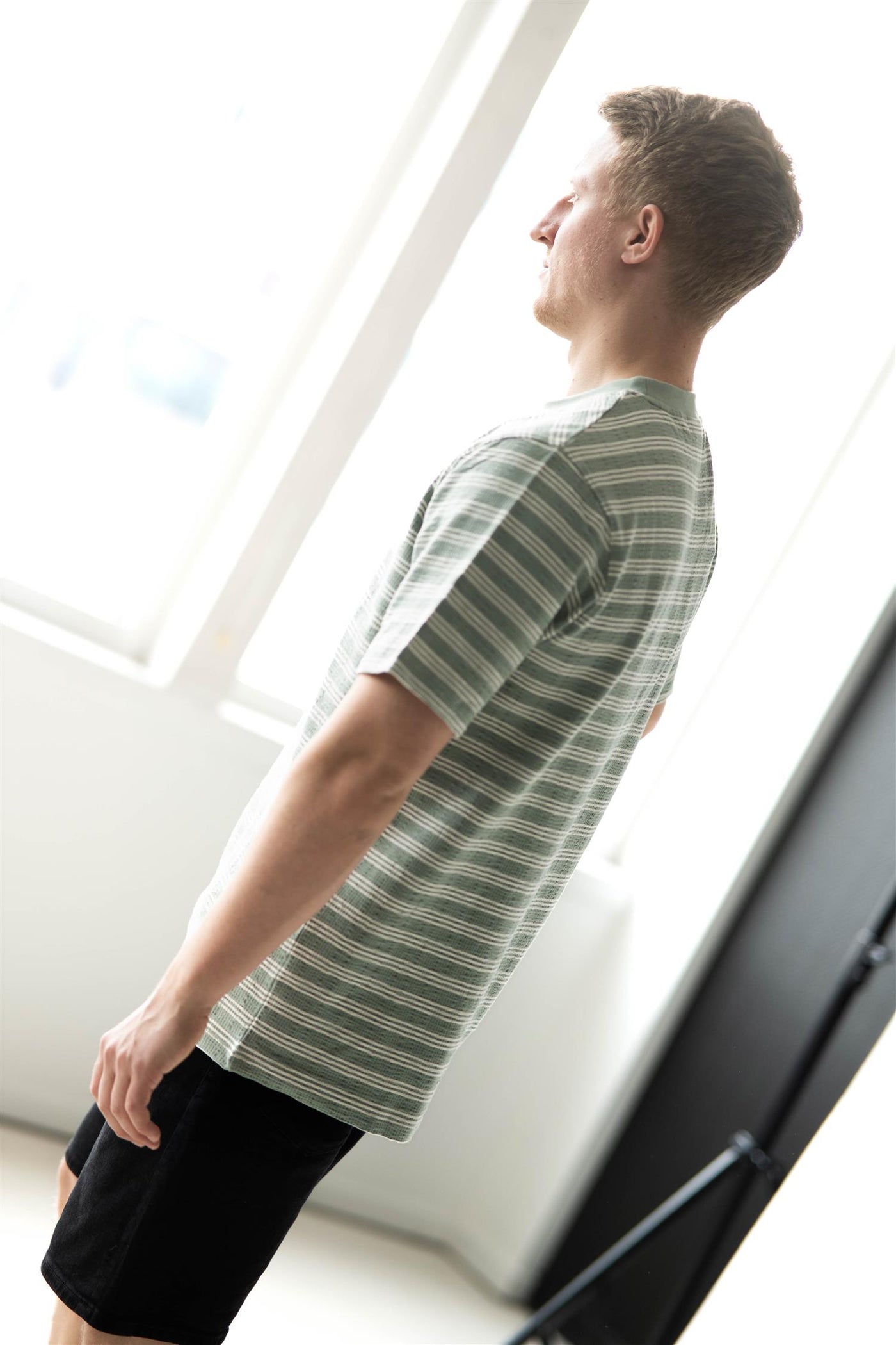 Eli Seersucker SS O-neck Tee - Iceberg Green