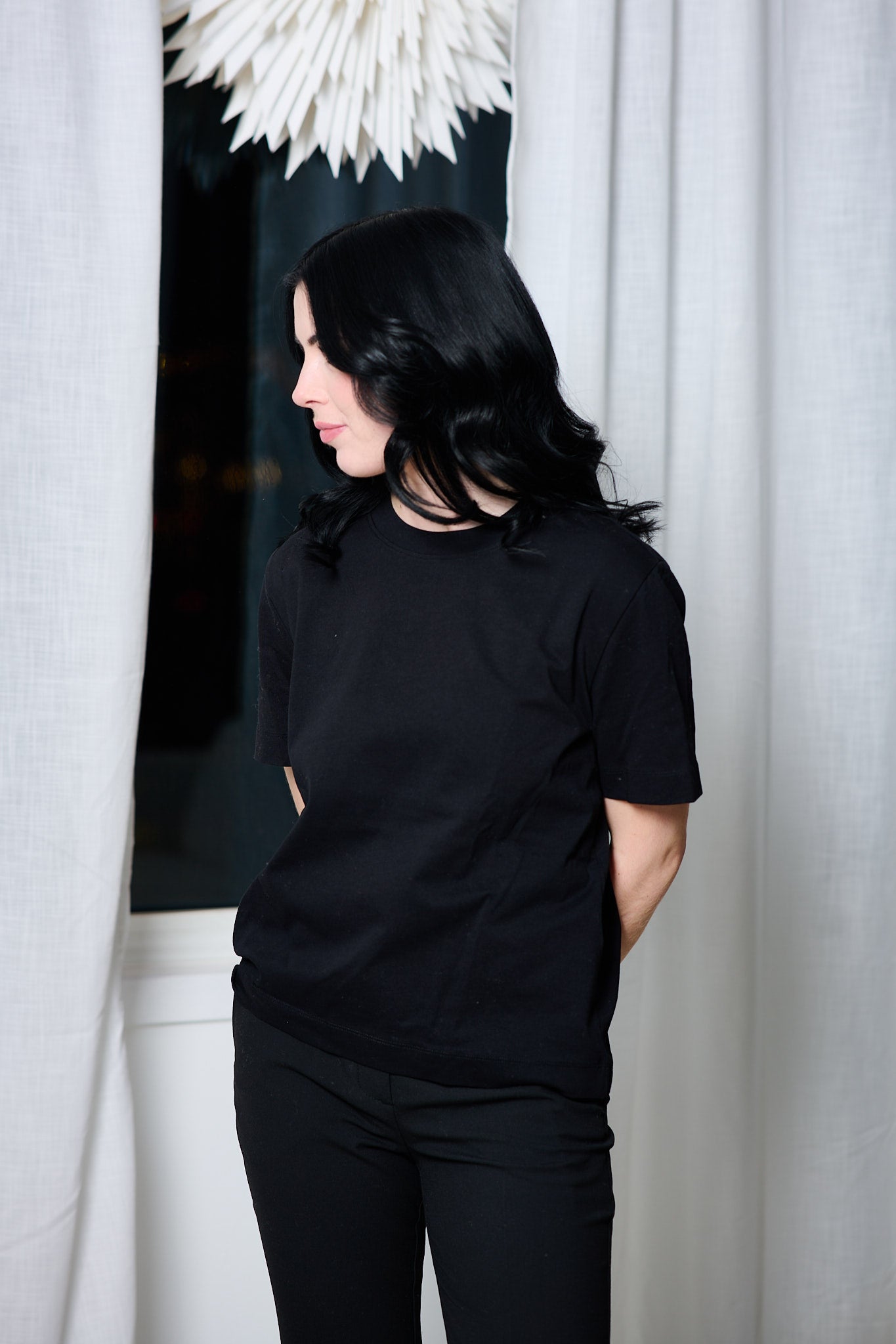 Essential SS Boxy Tee Black