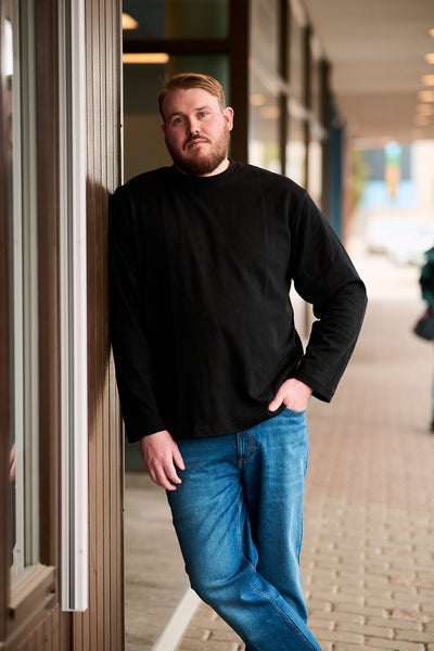 LooseOscar LS O-neck Tee - Black
