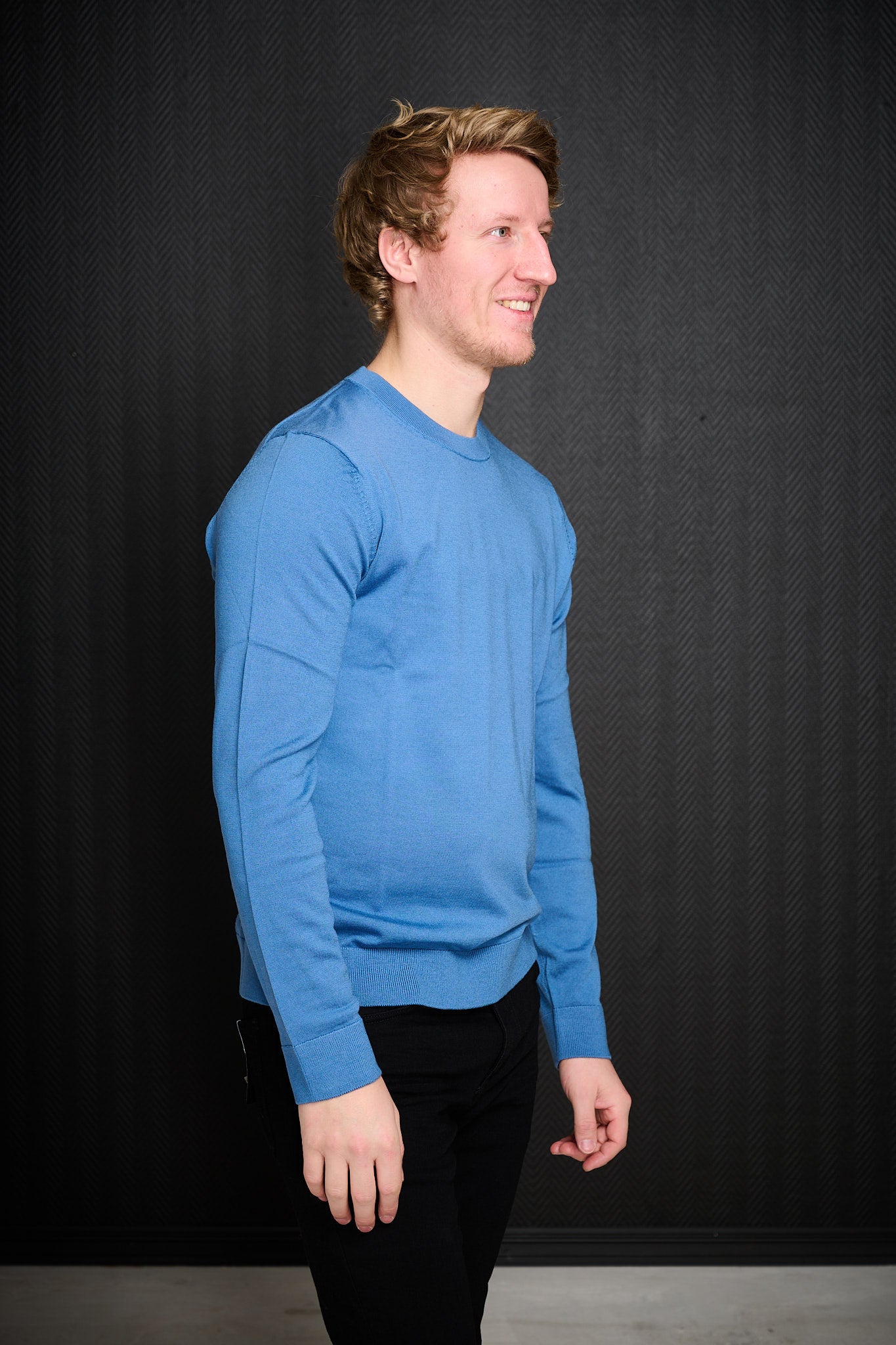 Tray LS Knit Merino Crew Neck - True Navy