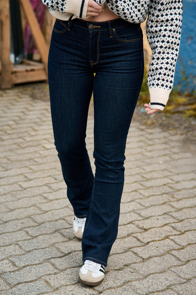 Breese Boot - Skinny Bootcut - One Wash