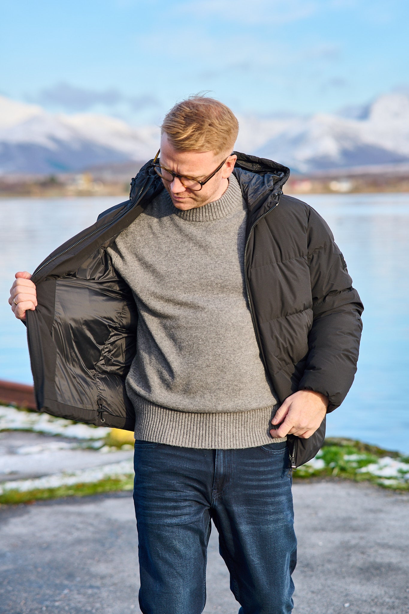 Down Hooded Puffer Jacket - Black