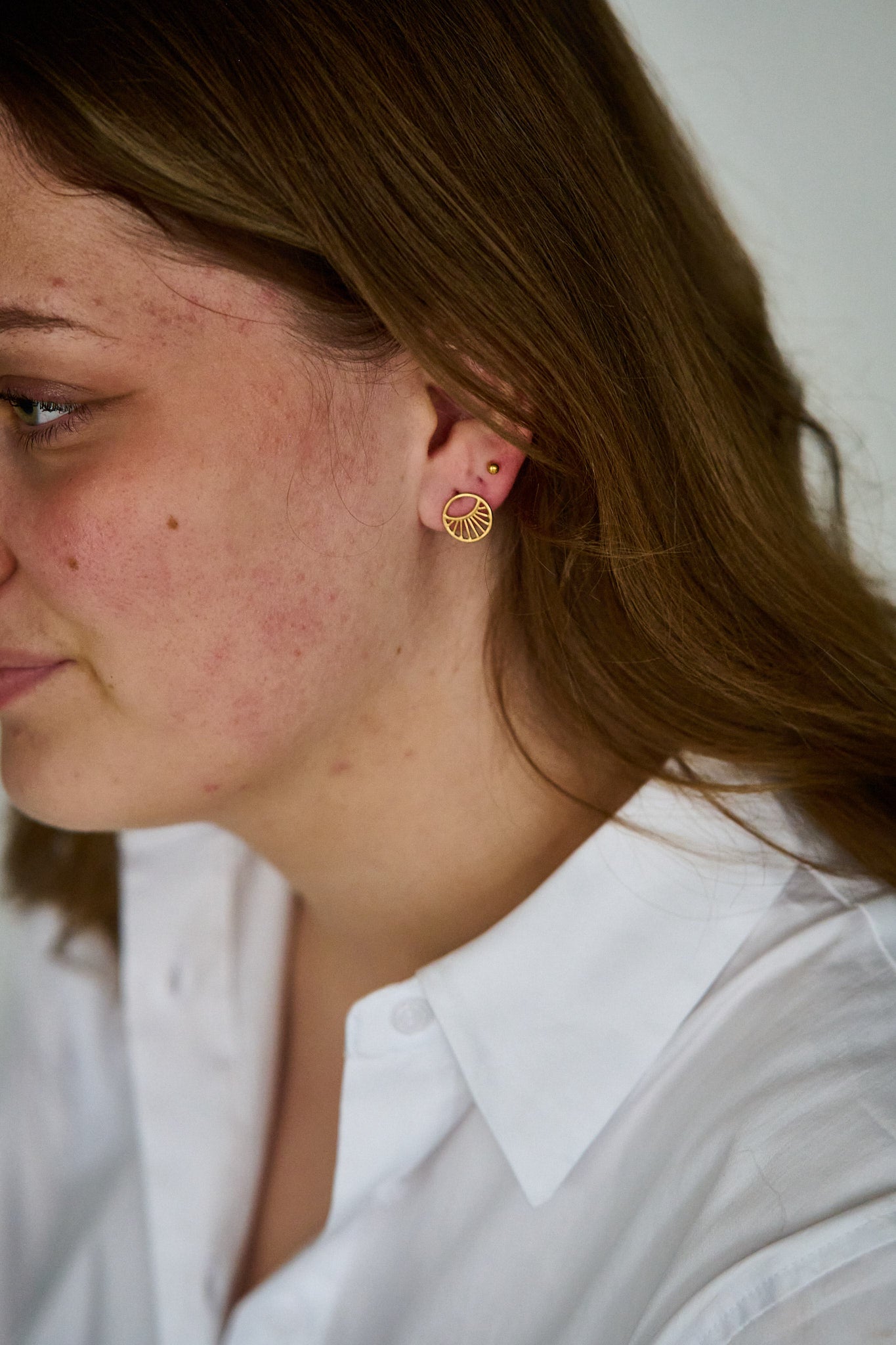 Daylight Earstick Gold