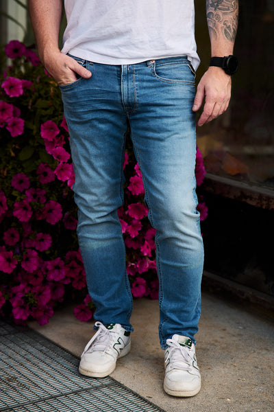 Grover - Straight Fit Hyperflex - Light Blue
