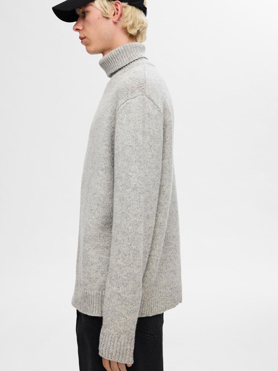 Cody Ls Knit Relaxed Roll Neck