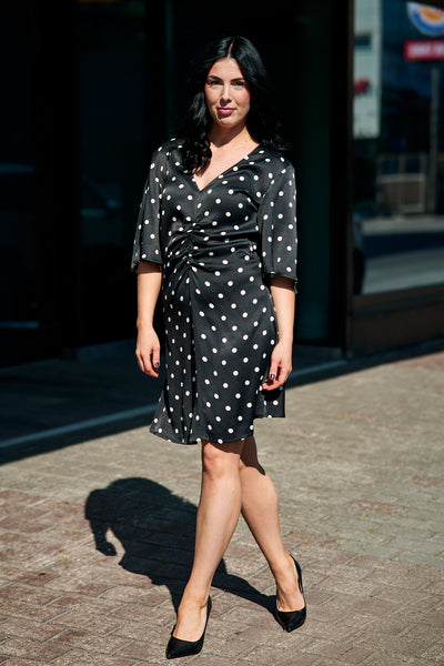 GZdotta SS dress Black with egret dotts