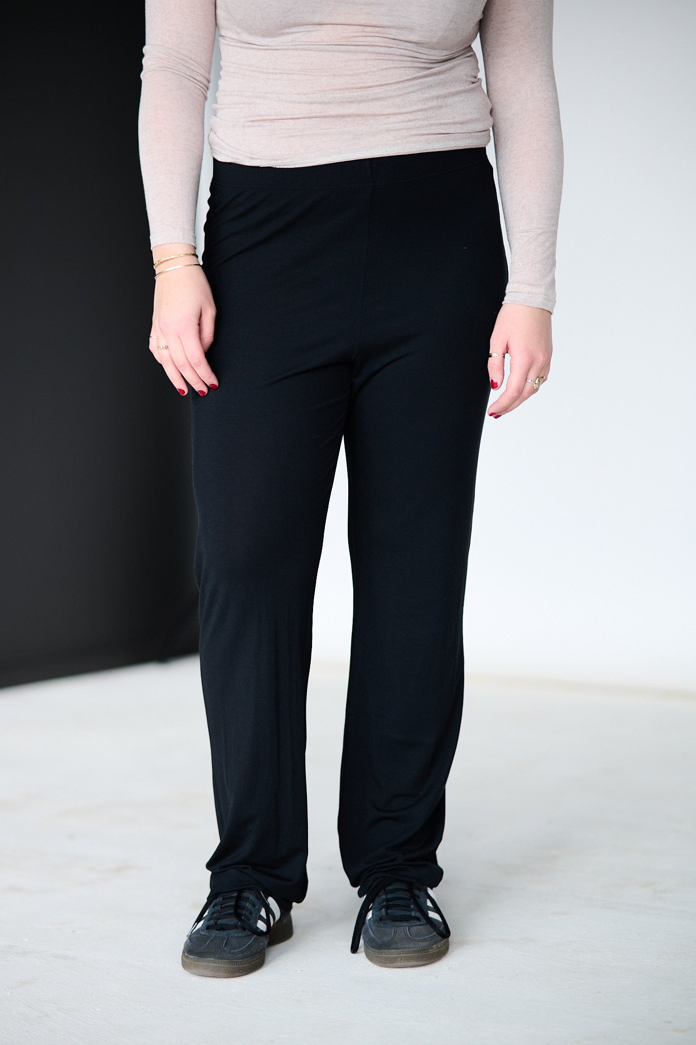 Perfect Line Modal Trousers - Black