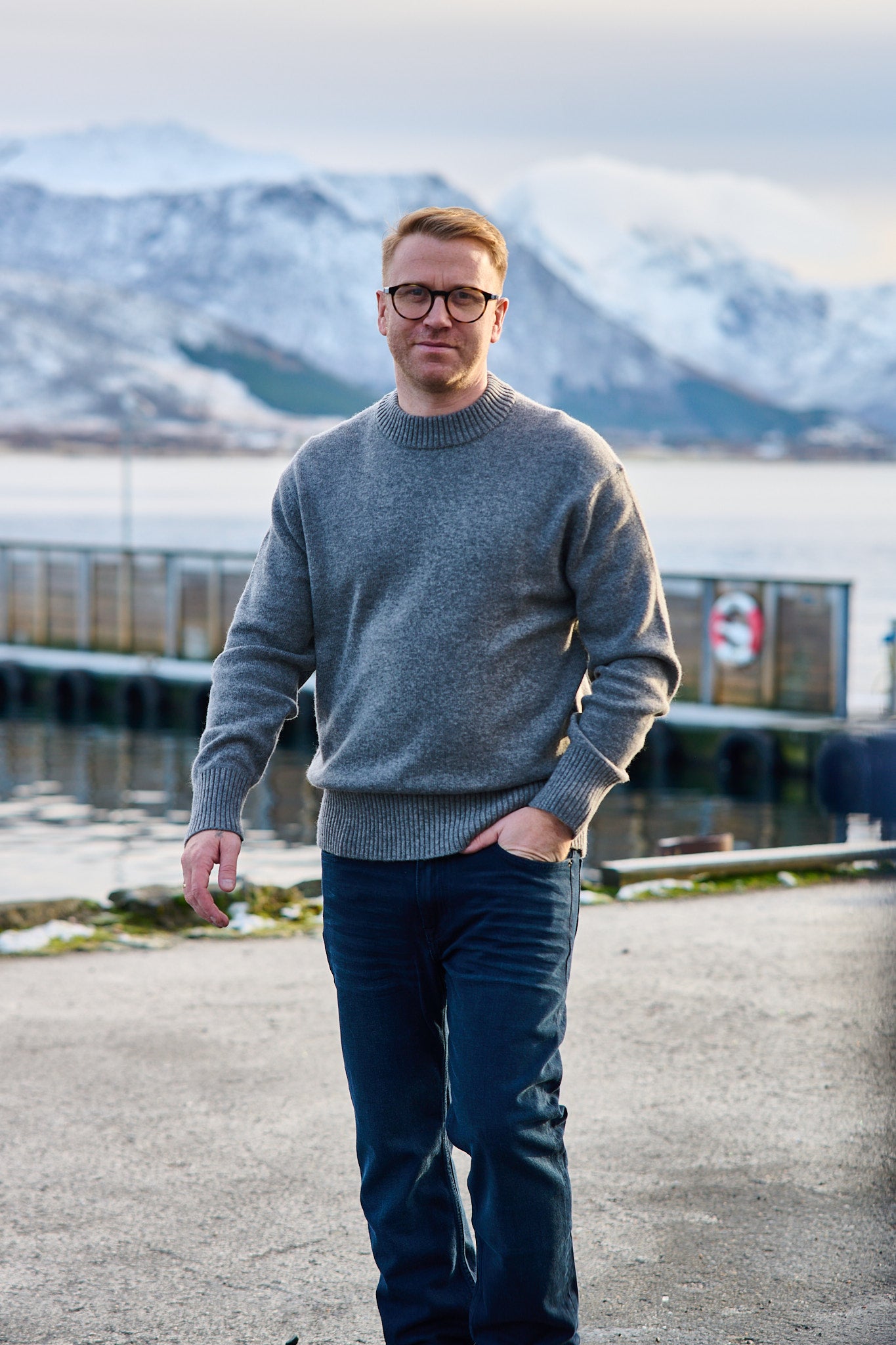 Calle Relaxed Cashmere Blend Crew - Grey Melange