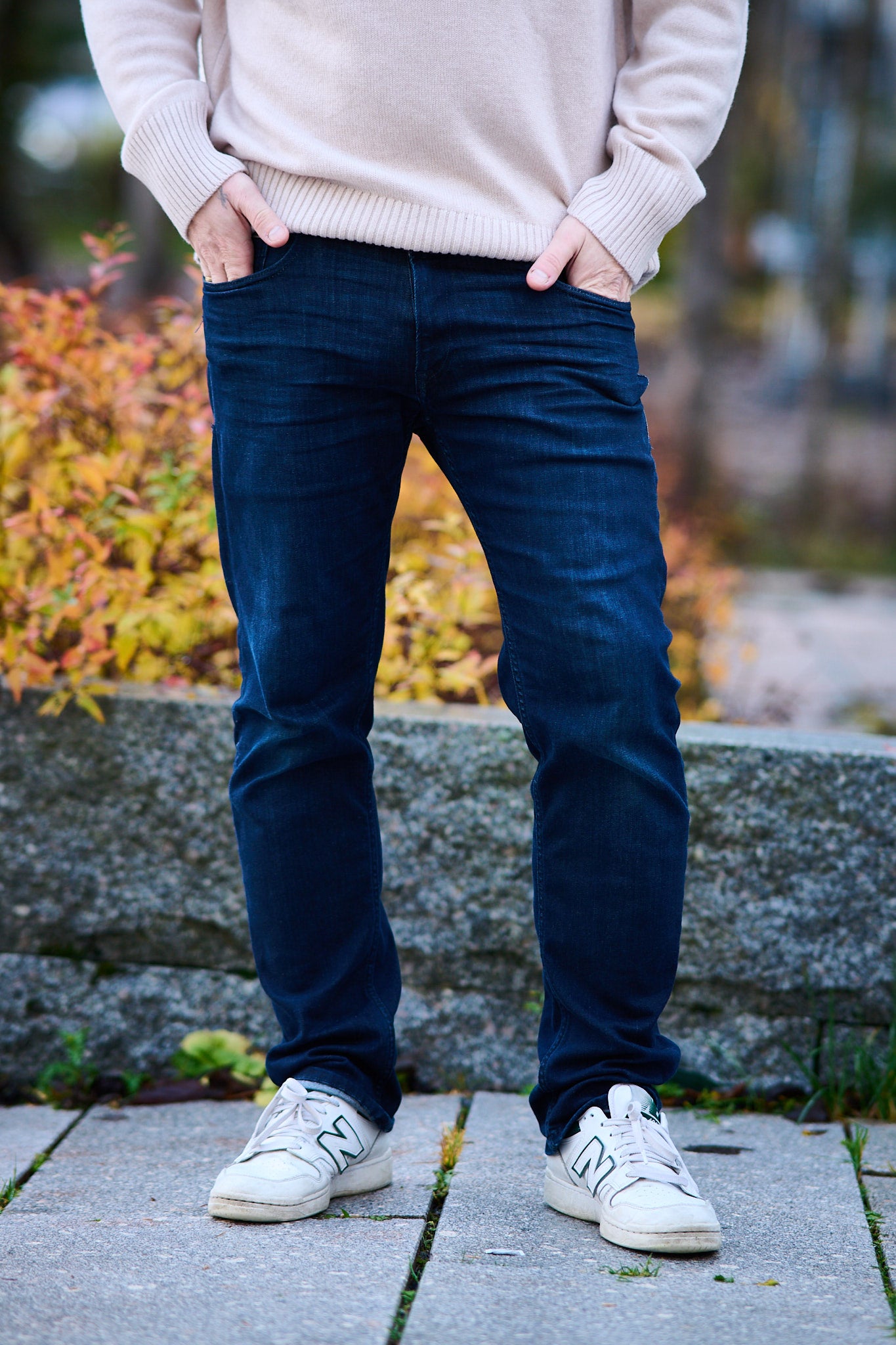 Grover Straight Fit Jeans - Dark blue