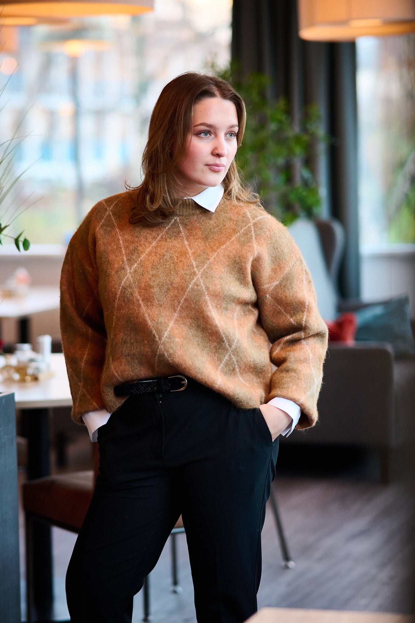 Lulu Brushed LS Argyle Knit O-Neck - Golden Brown