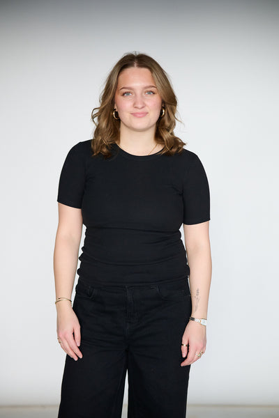 Numbia 5 - Black