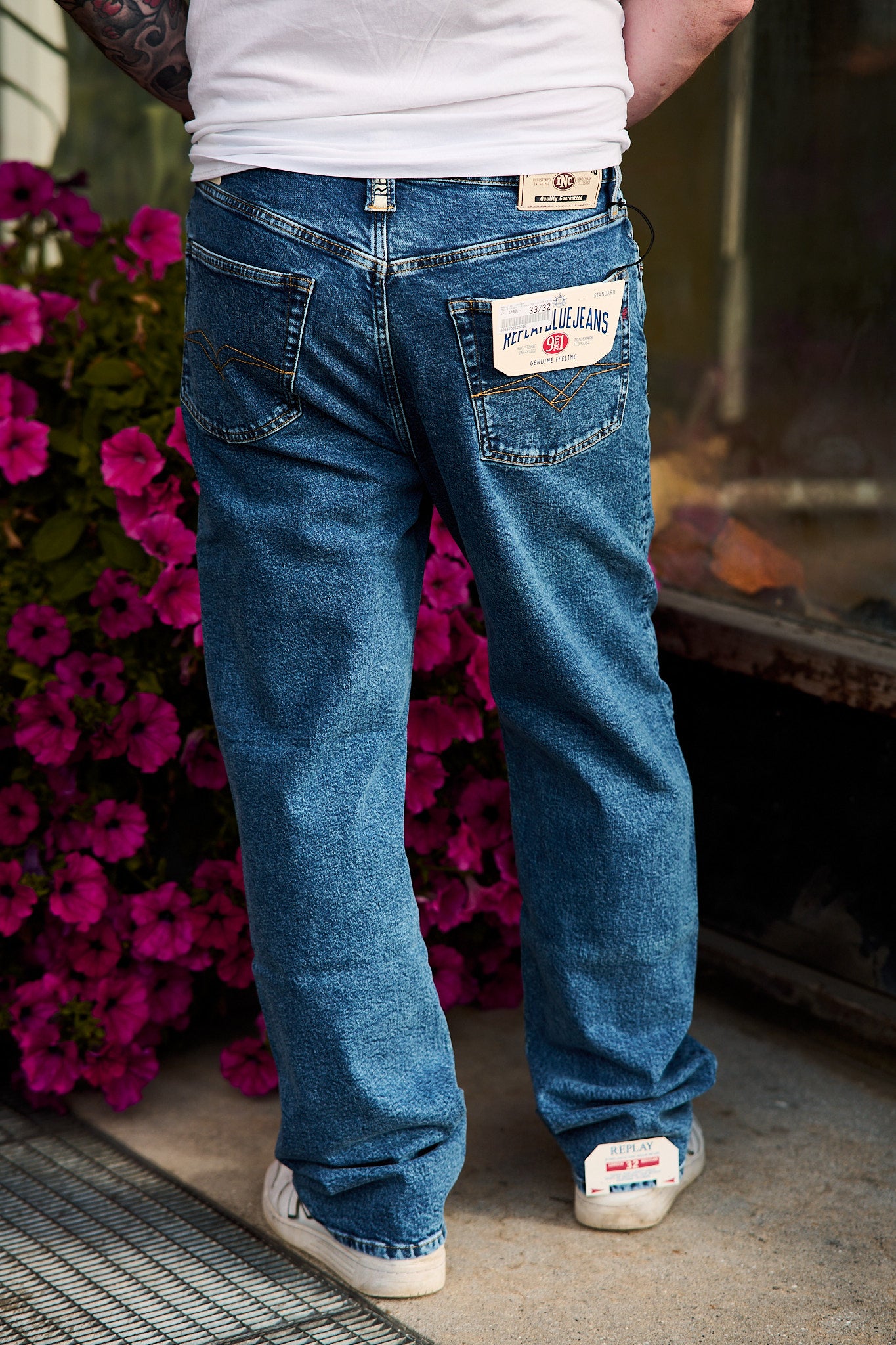 M9Z1 Straight Fit Jeans - Mid Blue Indigo