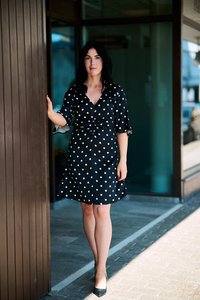 GZdotta SS dress Black with egret dotts