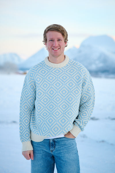 Remi Ls Knit Relaxed Crew Neck - Egret/Blue Fog