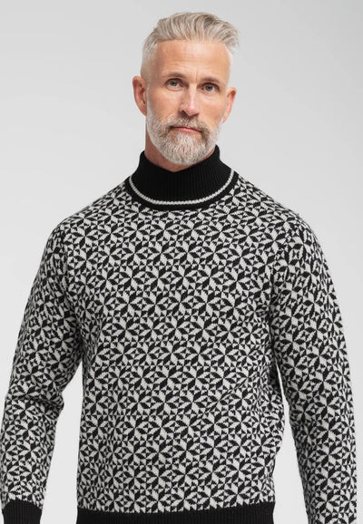 Knitted Pullover R-neck