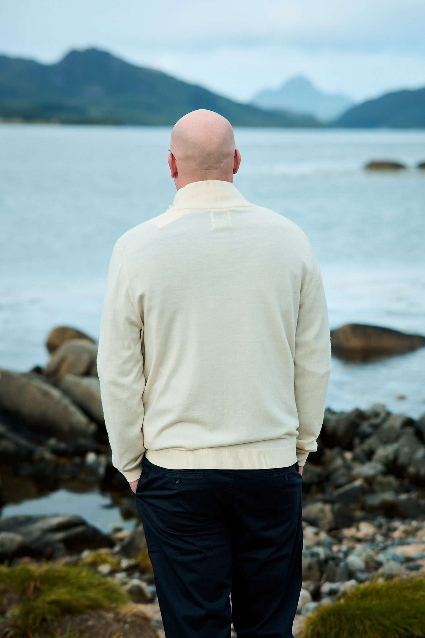 Extrafine Merino Wool Zip Cardigan - Ivory White