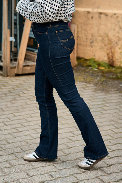 Breese Boot - Skinny Bootcut - One Wash