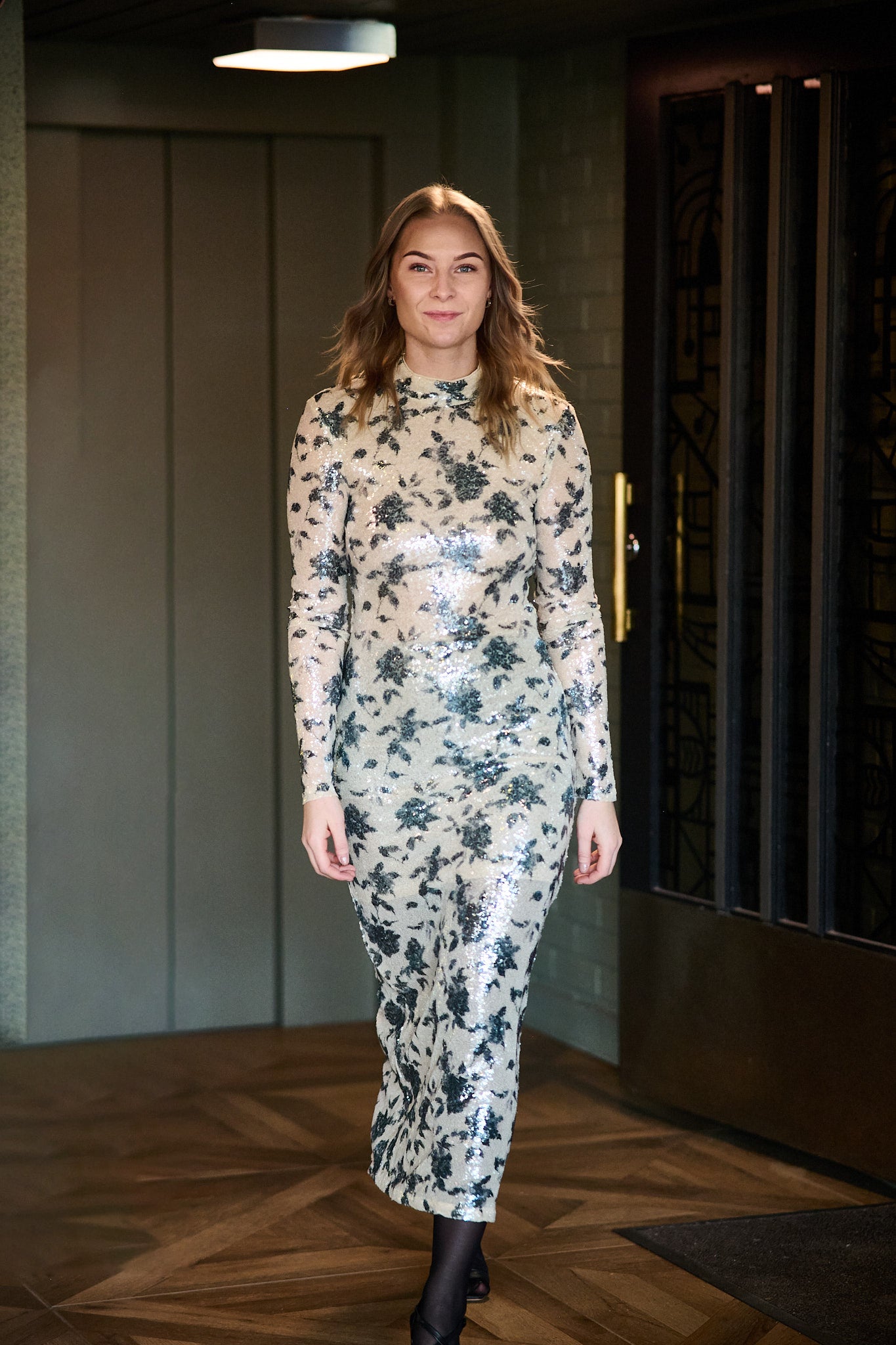 Sveda Dress - Champagne