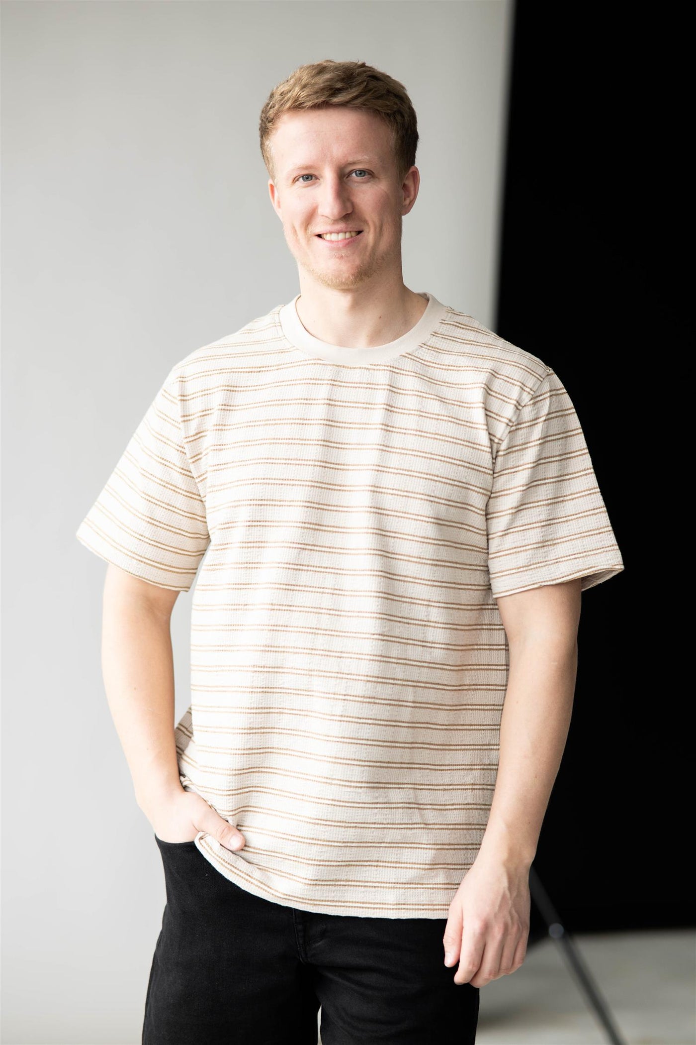 Eli Seersucker SS O-neck Tee - Oatmeal