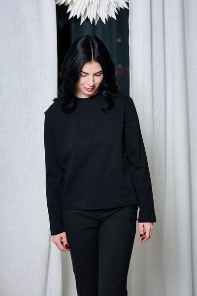 Essential Ls Boxy Tee - Black