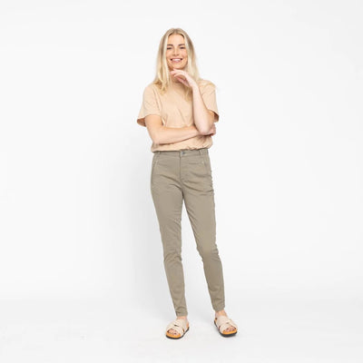 Jolie Pure Crop  057