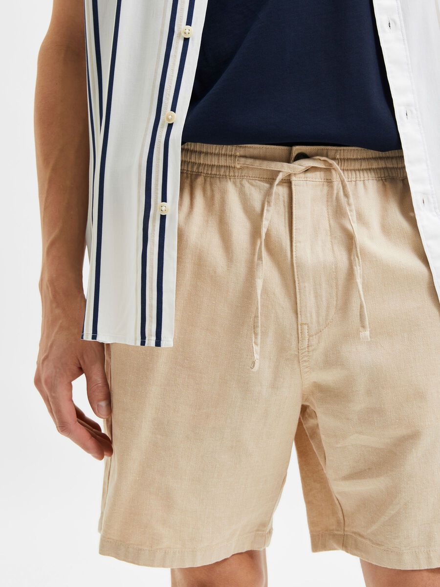 Comfort-Newton Linen Shorts