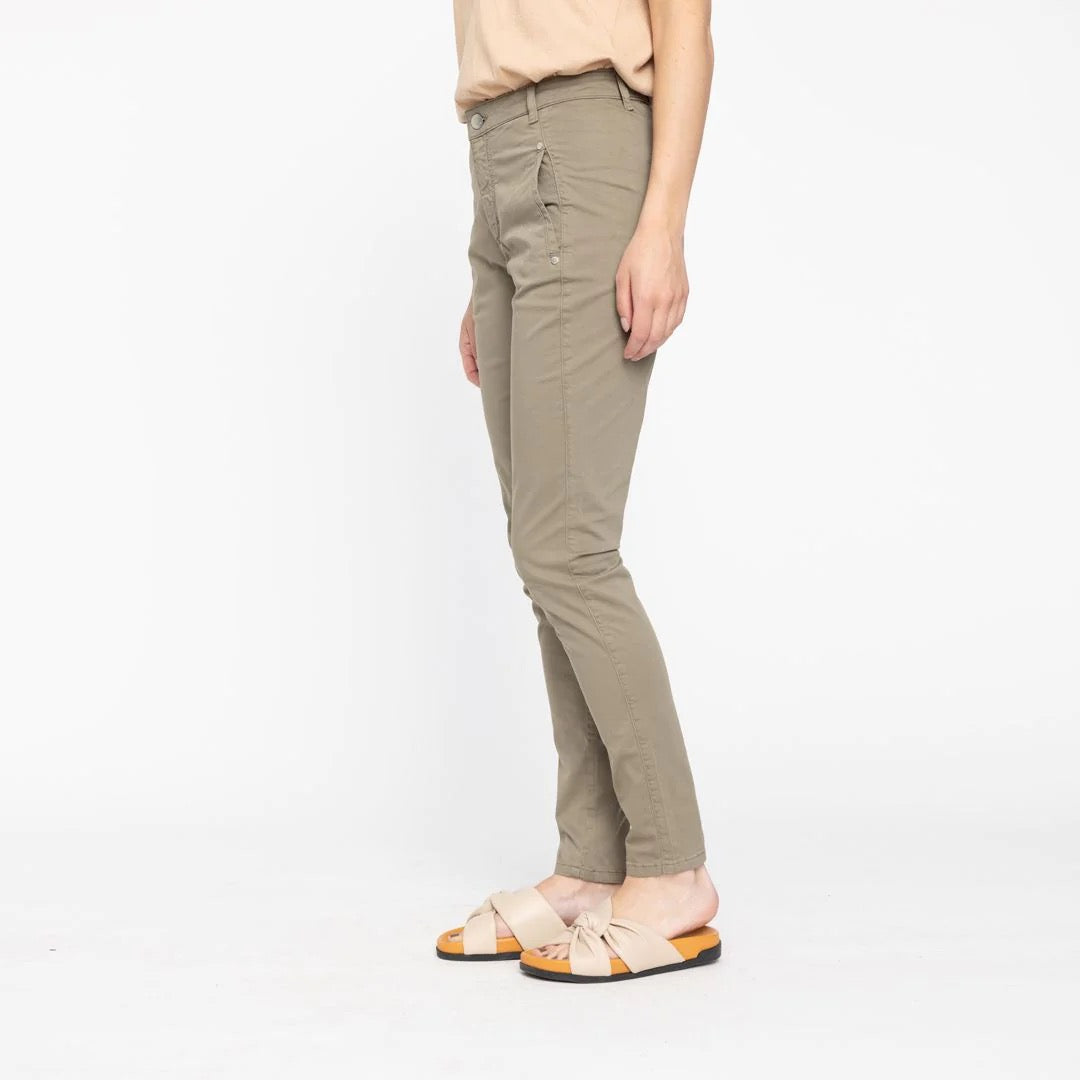Jolie Pure Crop  057