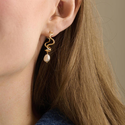 Small Bay Earrings
