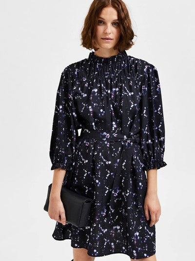 Raya 3/4 Short Dress